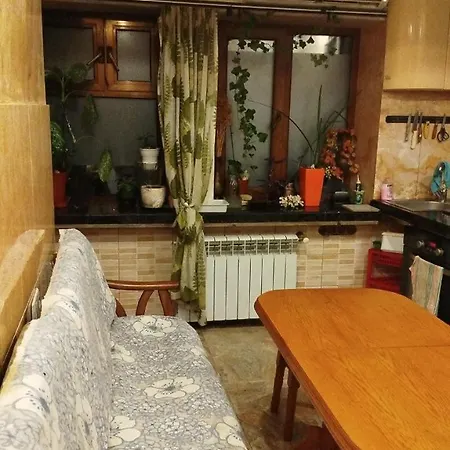 не далеко от центра 公寓